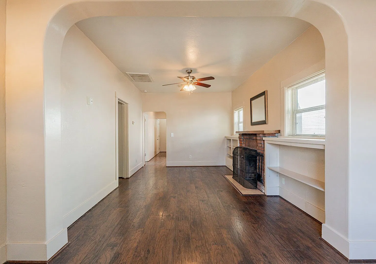 2124 E. Helen St. — Photo 3