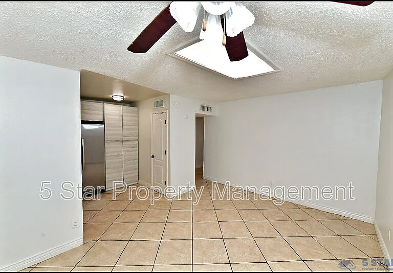 10565 Murphy St — Photo 11