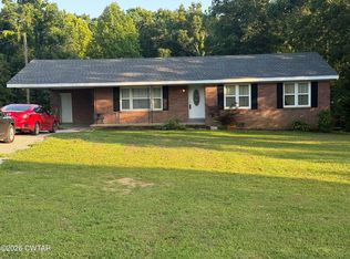 2890 McCall Rd, Lexington, TN 38351