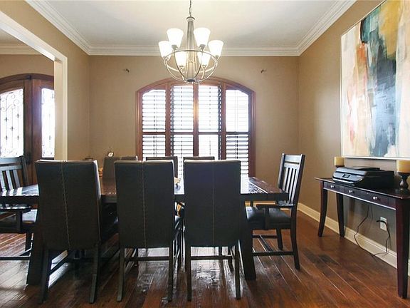 5th image of 188 West Lauren