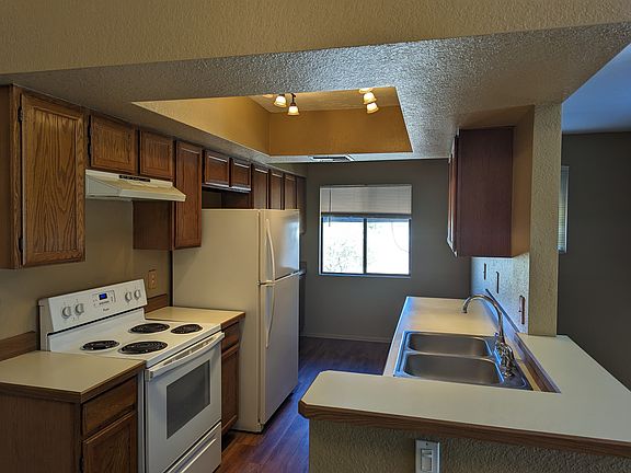 4th image of 7944 E Colette Cir