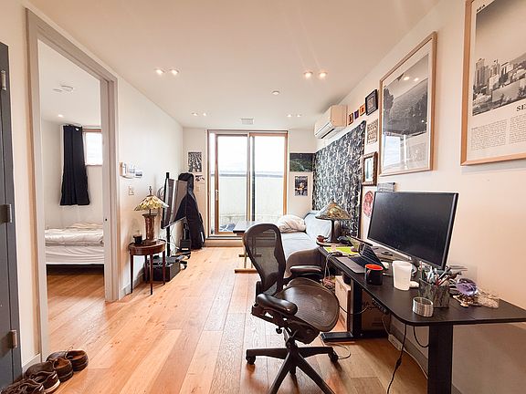 2nd image of 358 Weirfield St #2F