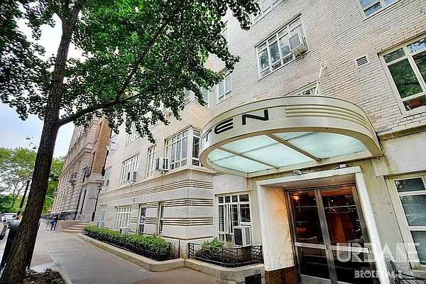 Rented by Urbane Brokerage | media 1