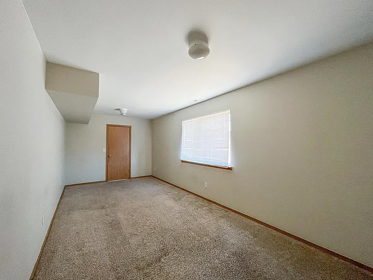 6721 135th St E — Photo 26
