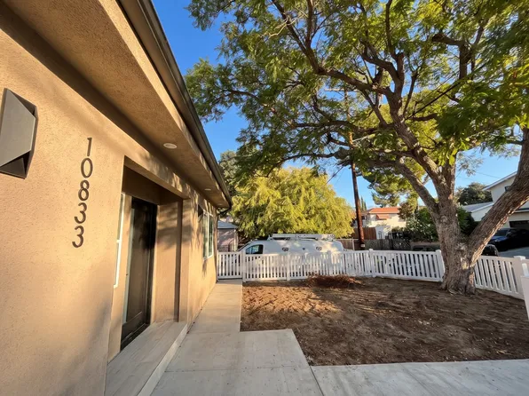 10833 McVine Ave, Sunland, CA 91040
