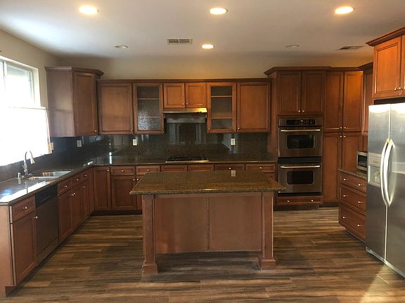 4th image of 8722 Moreno Mountain Ave