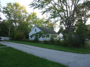 8 Chapel Rd, Orono, ME 04473