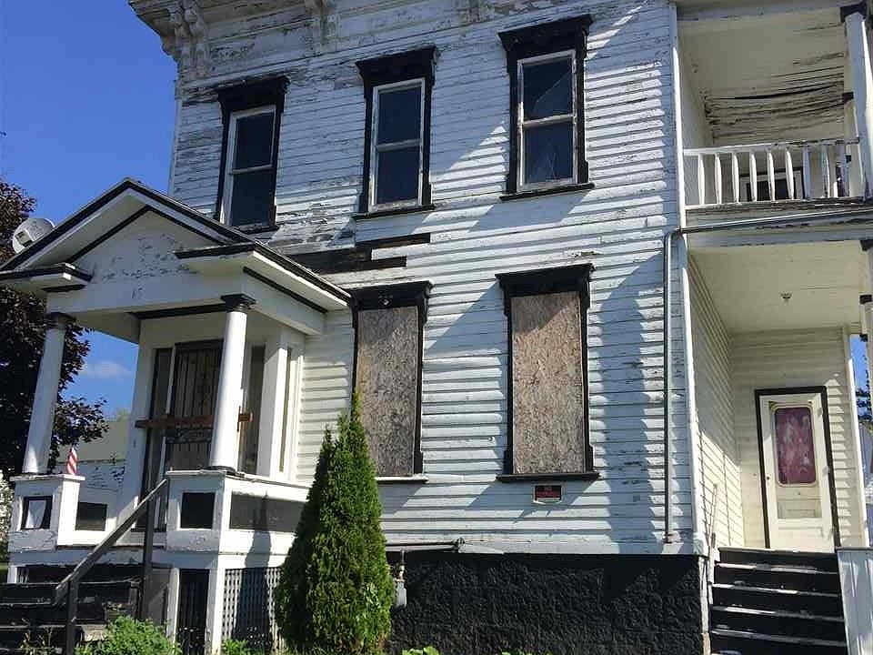 2nd image of 65 Academy St