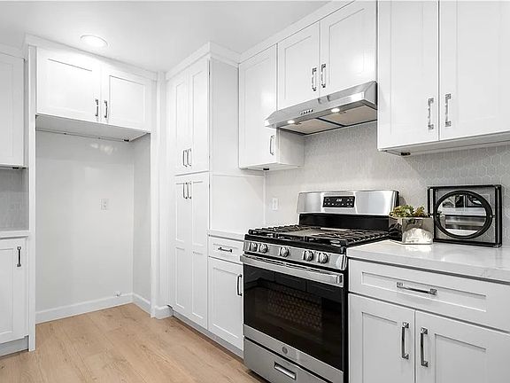 5th image of 7550 Peru Cir #A