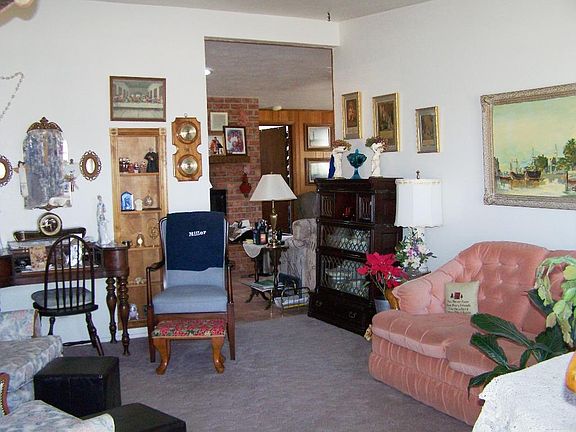 5th image of 1104 Bellamah Dr