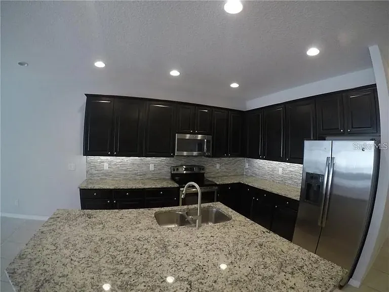 7617 Ripplepointe Way — Photo 4