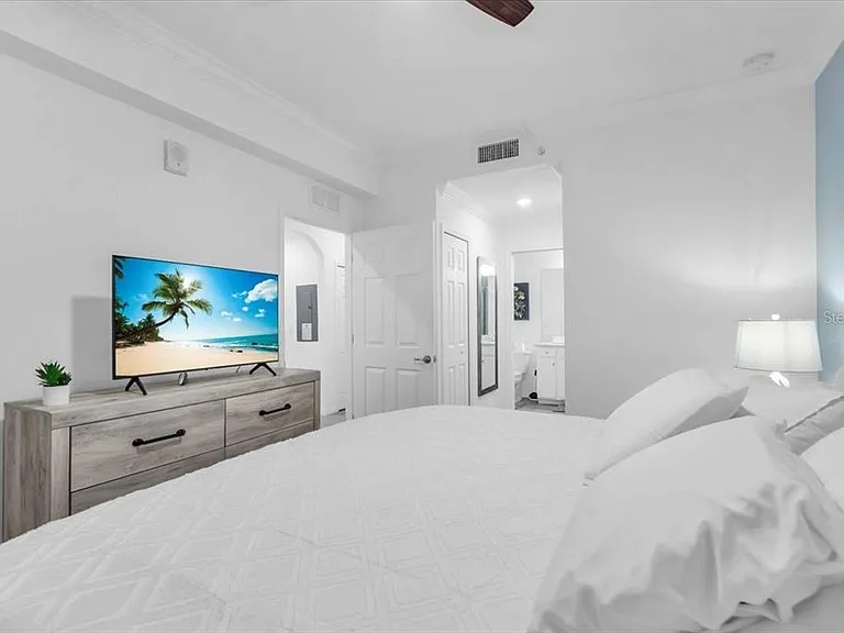 18028 Gawthrop Dr #107 — Photo 8