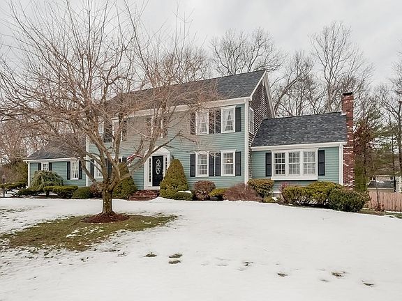 2nd image of 27 Staci Dr