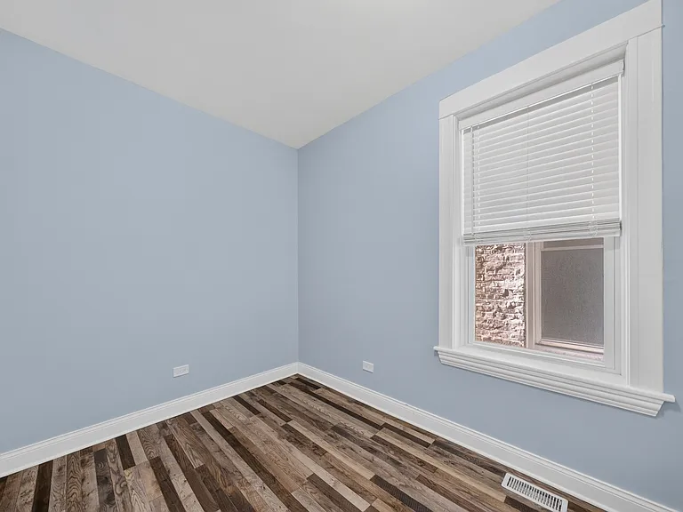 1234 S 49th Ave #1 — Photo 10
