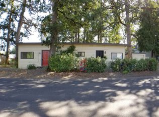 1569 N Davis St, Cornelius, OR 97113