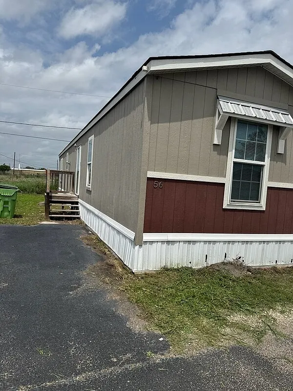 Tuloso Mobile Home Community — Photo 1