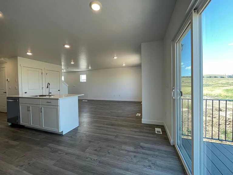 1256 W Hidden Spring Dr — Photo 9