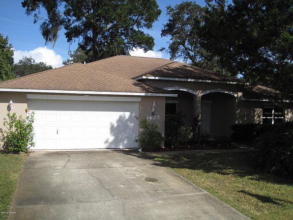3rd image of 1425 Royal Grove Ln