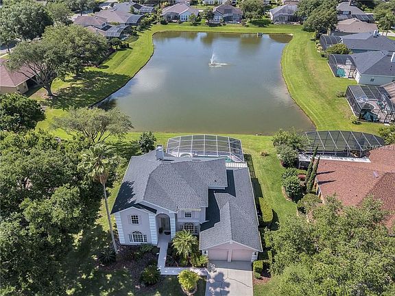 2nd image of 160 Blue Stone Cir