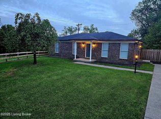 509 Keeneland Dr, Bardstown, KY 40004