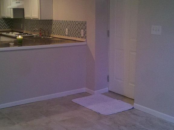 4th image of 1413 N 44th St #B