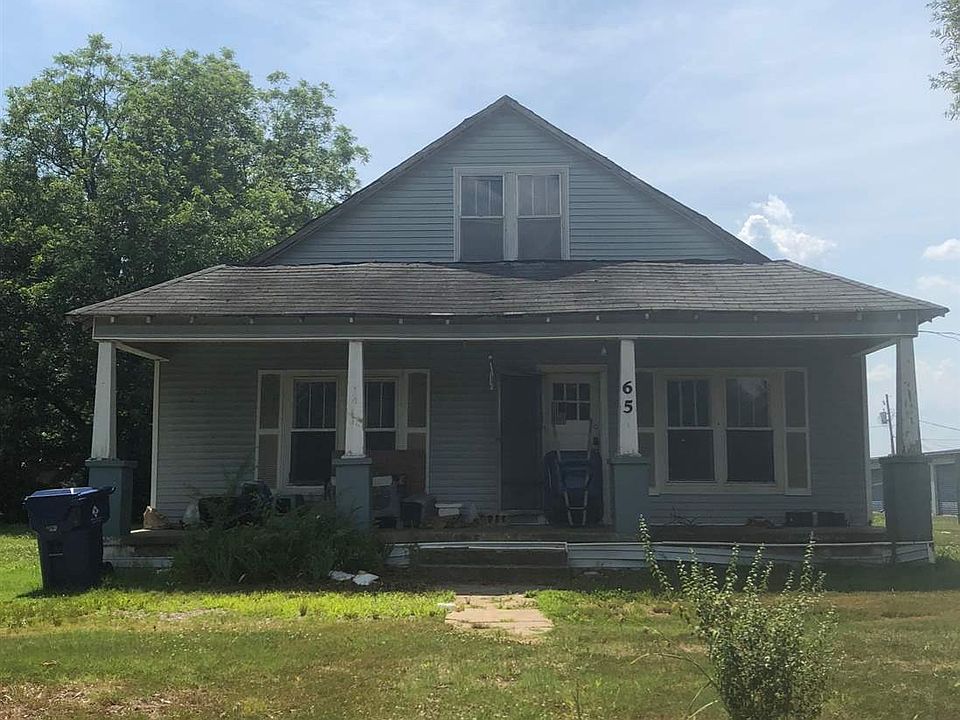 1st image of 65 McAuley St