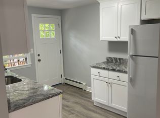 17 Sherman St APT 1, Foxboro, MA 02035