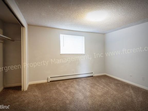 3rd image of 2939 Glen Dale Dr APT 3