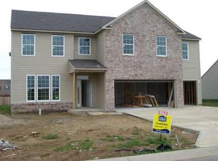 1151 SE Lexington Woods Dr, Avon, IN 46123