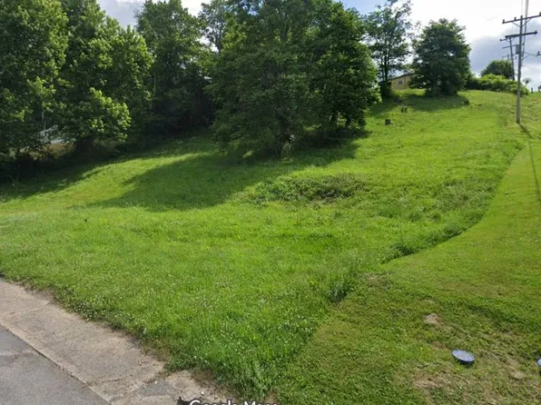 8556 3rd St, Stonewood, WV 26301