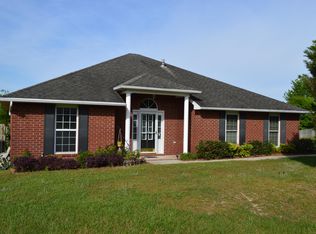 667 Brunson St, Crestview, FL 32536
