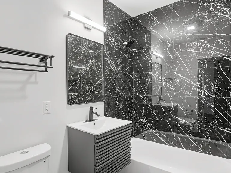3433 Portland Ave #1 — Photo 4