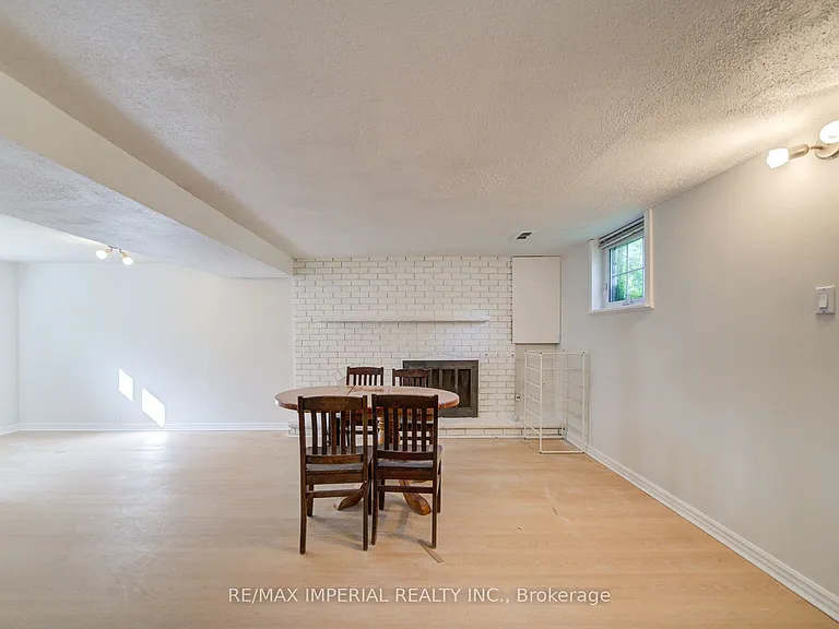 22 Miller Rd — Photo 17