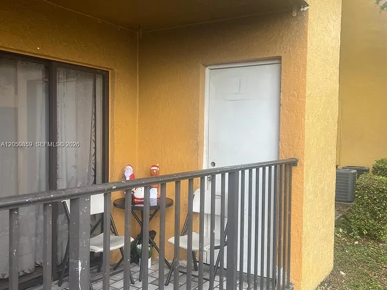 590 NW 114th Ave #101 — Photo 22