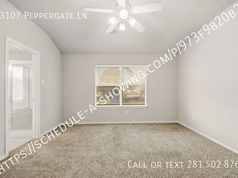 13107 Peppergate Ln — Photo 12