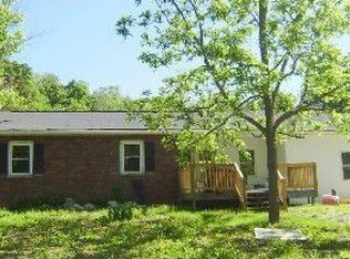 5117 Sandhill Rd, Point Pleasant, WV 25550