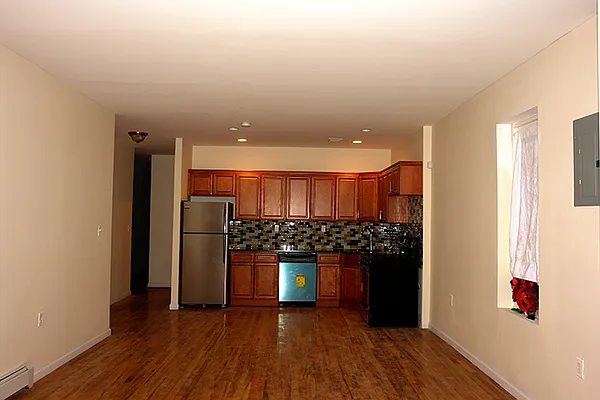 Rented by Realty Collective | media 1