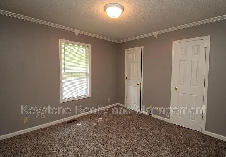 3289 N Senseney Cir — Photo 7