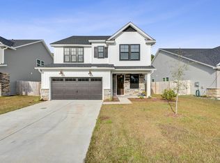 422 Omaha Dr, Moncks Corner, SC 29461
