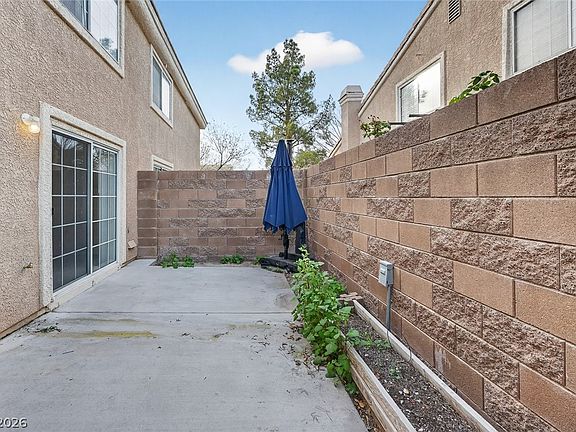 3rd image of 10187 Tree Bark St
