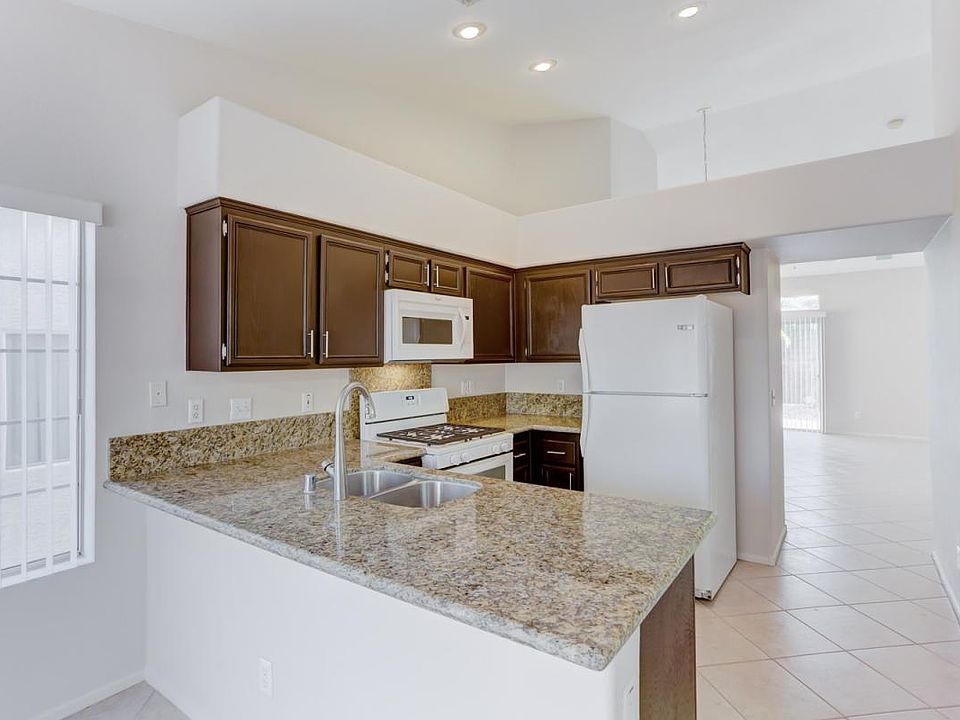 1st image of 9729 Panorama Cliff Dr