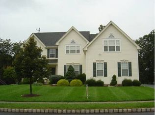 28 Rue Chagall, Somerset, NJ 08873