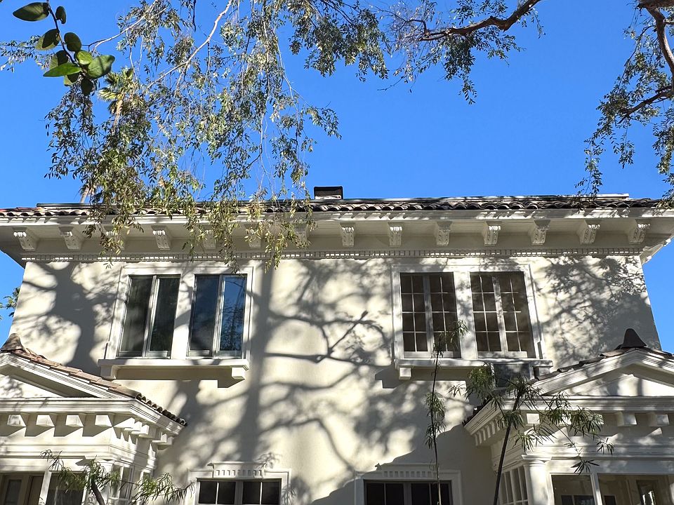 1st image of 1860 N Wilton Pl #1860