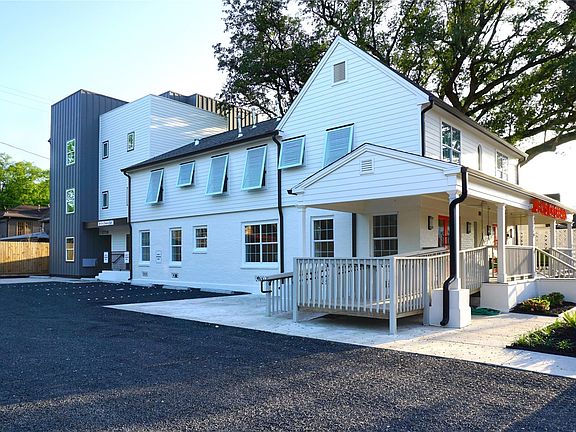 2nd image of 1719 Westheimer Rd #A