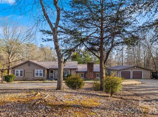 123 Sandy Creek Dr, Gastonia, NC 28052