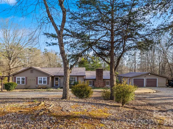 123 Sandy Creek Dr, Gastonia, NC 28052