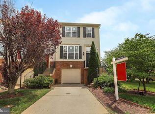 8100 Cerromar Way, Gainesville, VA 20155