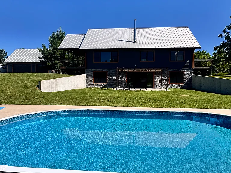 1826 Okra Blvd — Photo 12