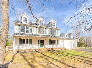 12227 Hawks Ln, Midland, VA 22728