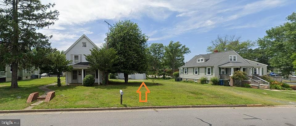 2nd image of 313 N Aurora St
